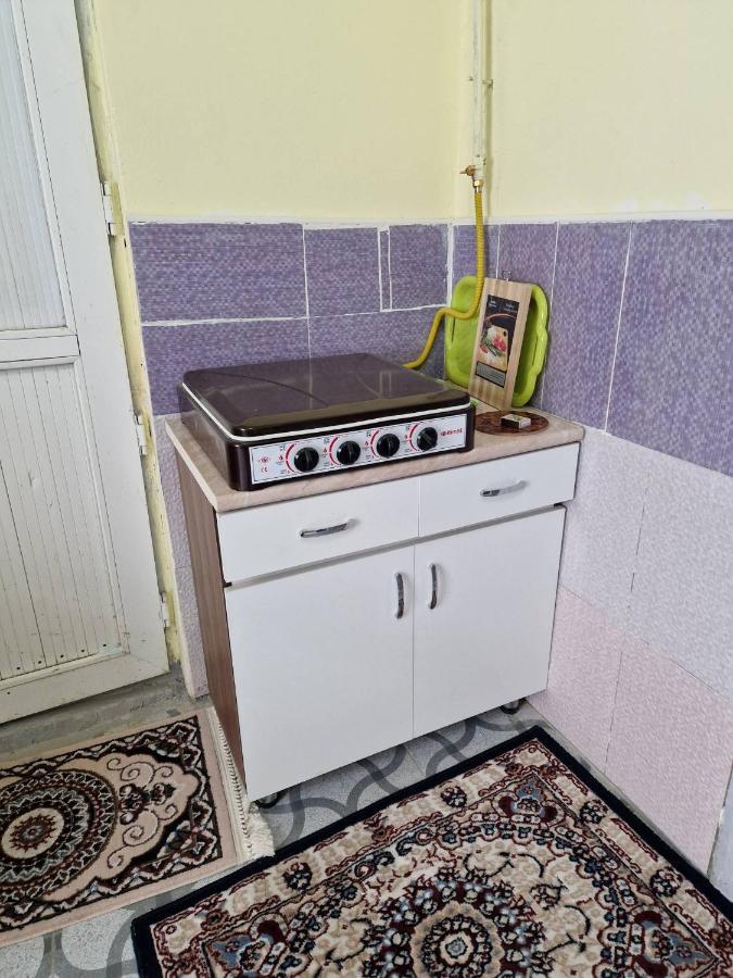 Cozy Apartment Near 28 Mall Баку Екстериор снимка