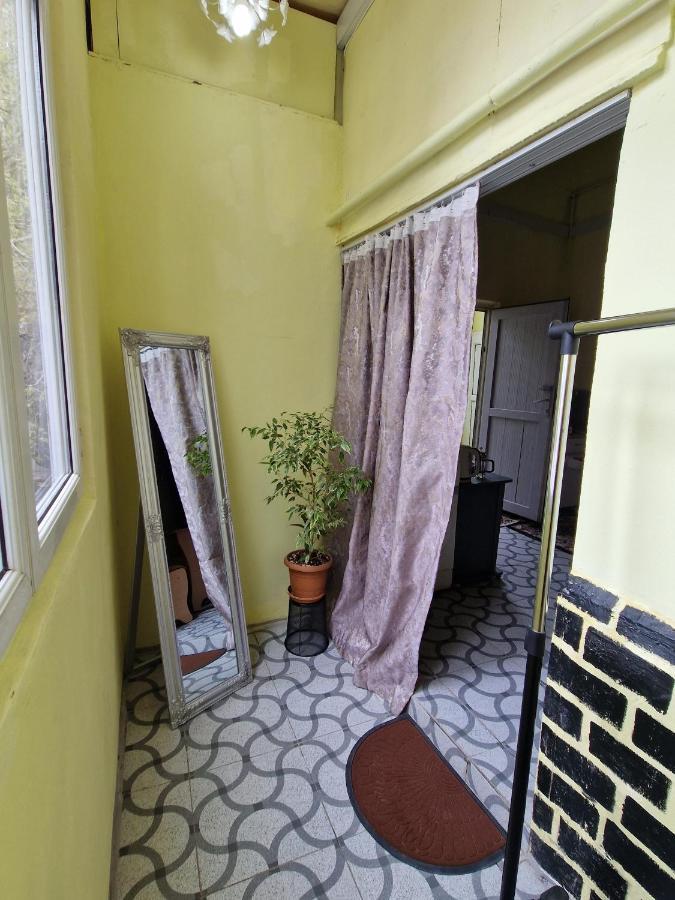 Cozy Apartment Near 28 Mall Баку Екстериор снимка