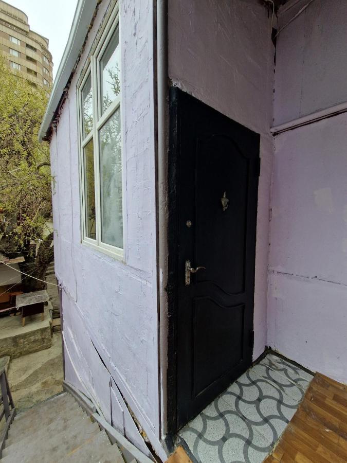 Cozy Apartment Near 28 Mall Баку Екстериор снимка
